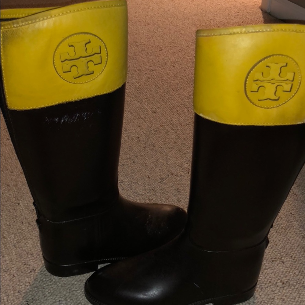 Mid condition Tory Burch boots